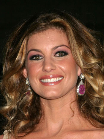 Celebrity Country Singer_Faith Hill